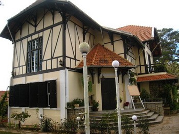 Restoring repositories of Vietnam’s architectural heritage ảnh 2 Restoring repositories of Vietnam’s architectural heritage ảnh 2